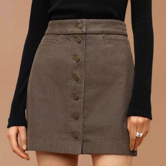Aritzia Dresses & Skirts - Wilfred Free Karmen Skirt Size 8
